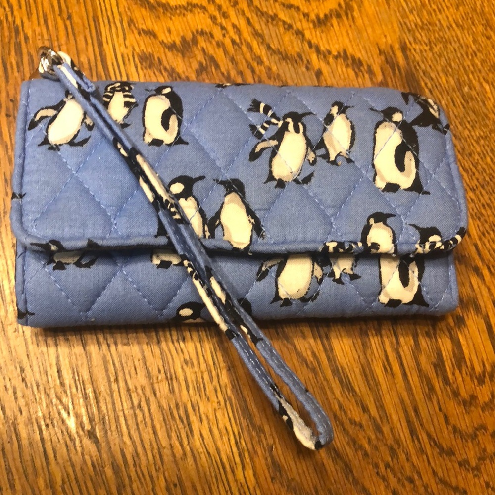 Vera Bradley Blue & White Playful Penguins Clutch/Wallet